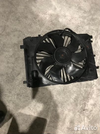 Вентилятор охлаждения w212 w204