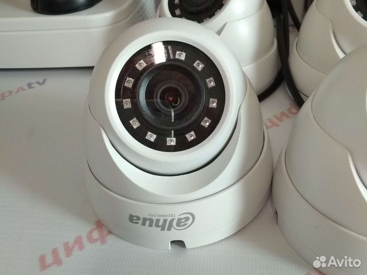 Видеонаблюдение 8 Камер с микрофоном Dahua