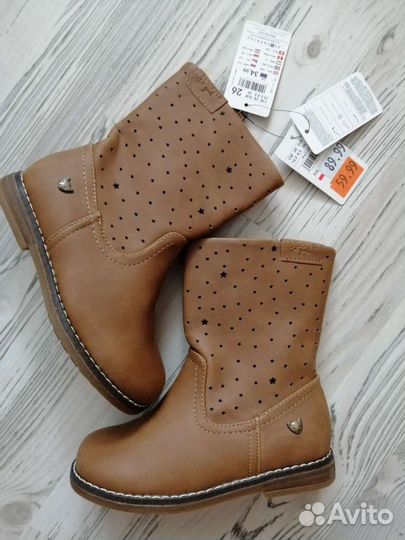 Сапожки новые