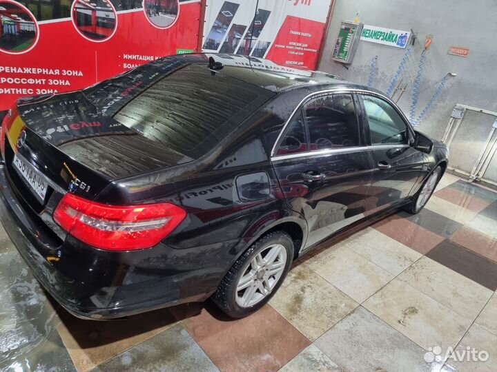 Капот мерседес 212 1.8