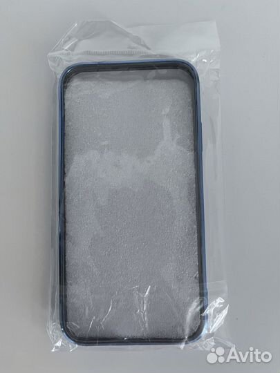 Чехол на iPhone 11