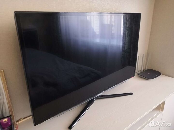 Телевизор 3D Samsung SMART tv 37