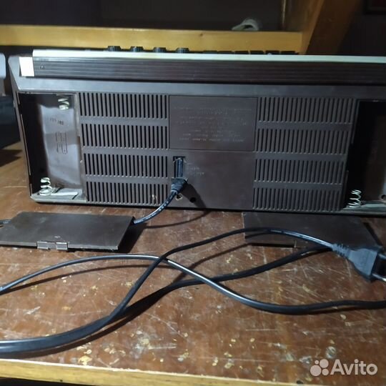 Магнитофон весна 212с 4 СССР