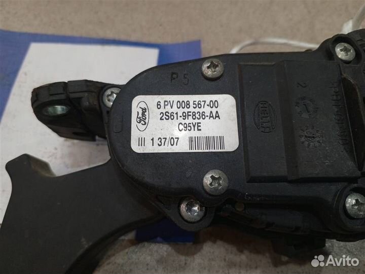 Педаль газа Ford Fusion 2002-2012