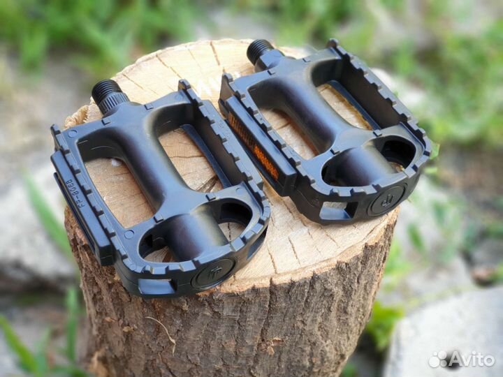 Педали для велосипеда