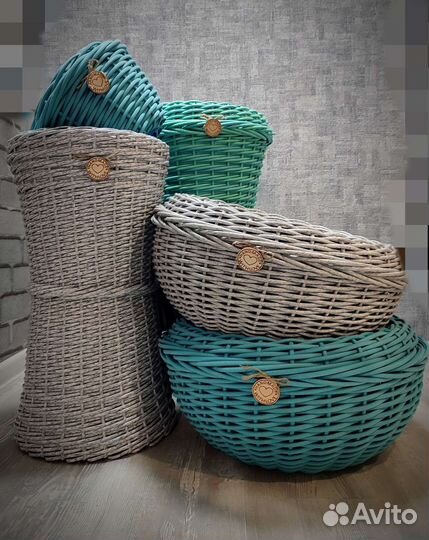 Кашпо из искусственного ротанга