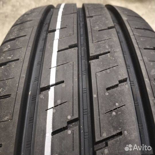 Ikon Tyres Autograph Eco C3 215/60 R17C 109H