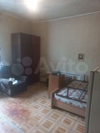 Комната 18 м² в 3-к., 2/2 эт.