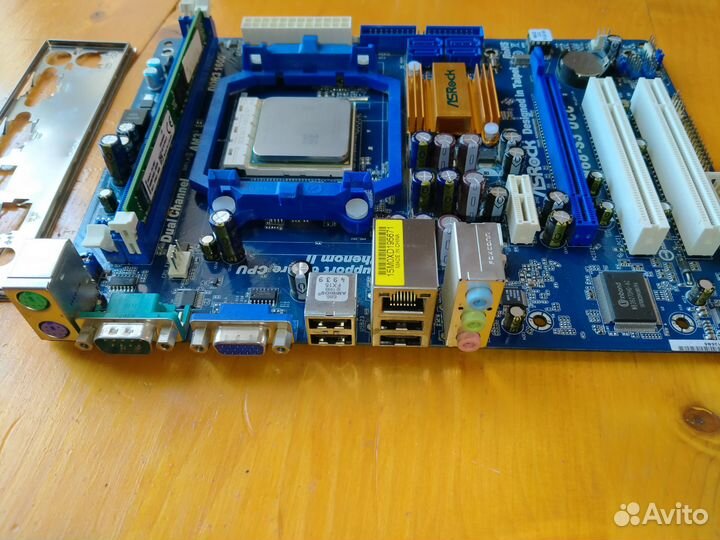 Материнская плата AM3/ Athlon /4 gb ddr3 1600