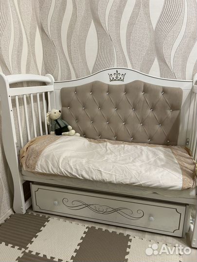 Детская кроватка