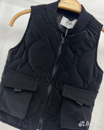 Жилет Zara