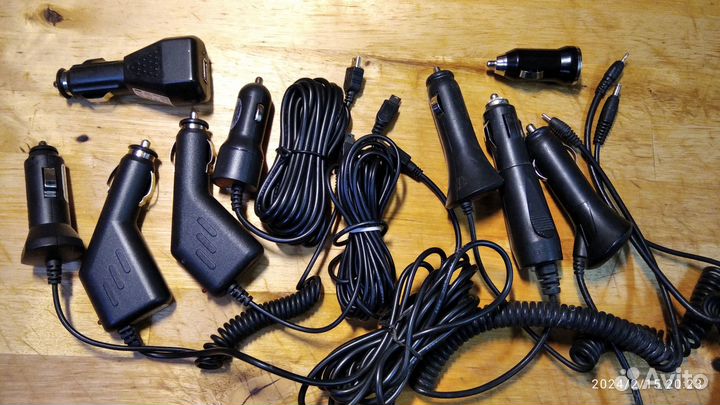 Автомобильные зарядные устройства для телефона