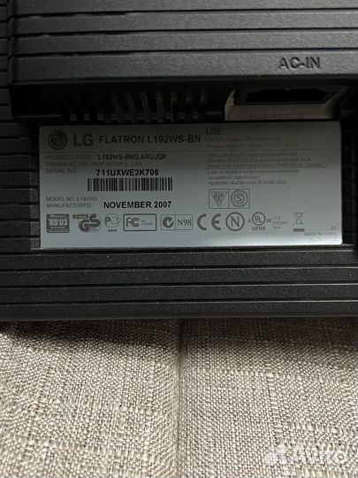 Монитор LG flatron l192ws-bn
