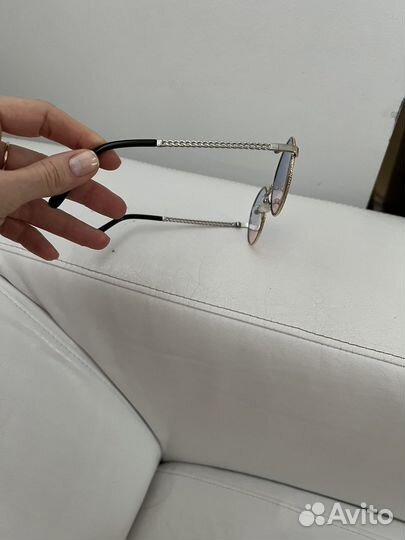 Очки солнцезащитные