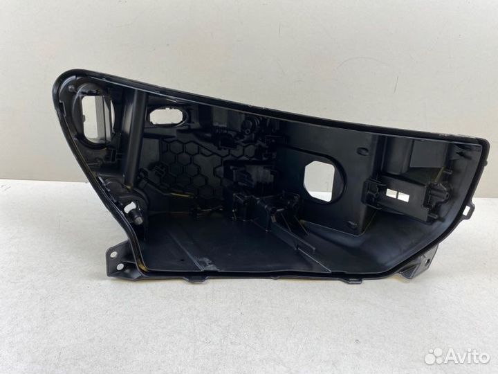 Корпус фары правый Volvo Xc40 2020-2022