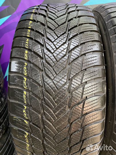 Bridgestone Blizzak LM-001 225/55 R17