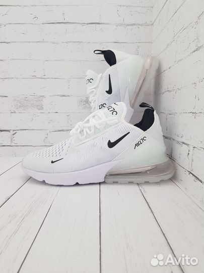 Кроссовки Nike N270