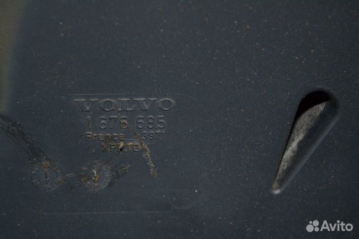 Труба воздухозаборника, верхняя часть volvo FH12 1