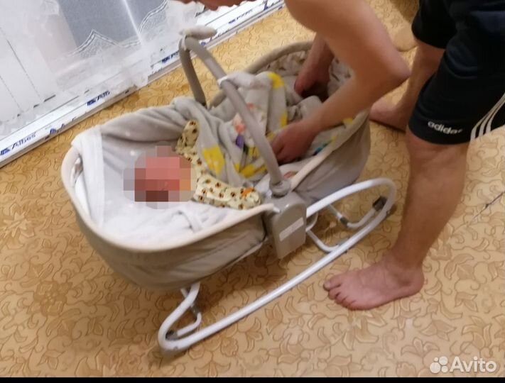 Шезлонг для новорожденных электрический
