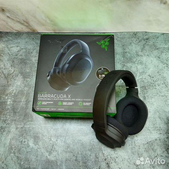 Компьютерная гарнитура Razer Barracuda X
