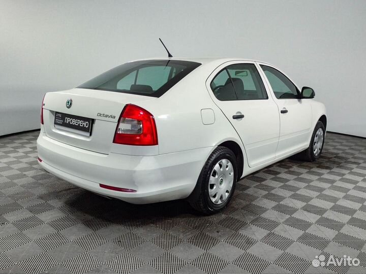 Skoda Octavia 1.6 МТ, 2011, 142 800 км