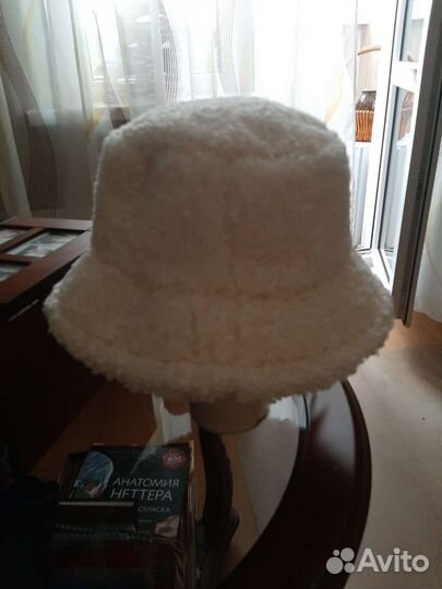 Шапка женская