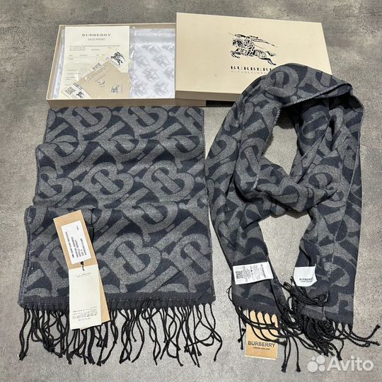 Шарф в коробке с документами burberry