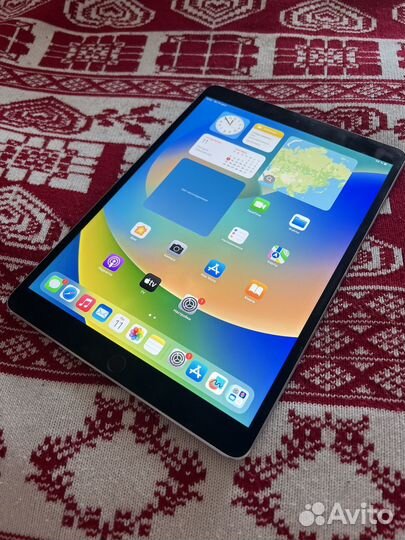 iPad Pro 10.5 64 Space Gray