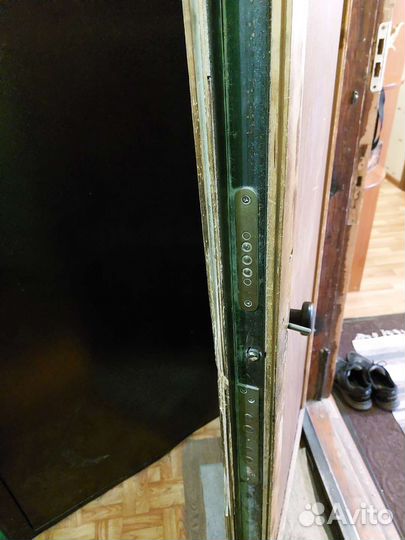 Дверь входная металлическая