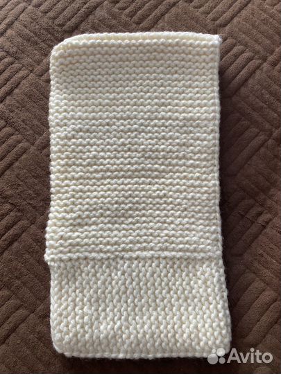 Капор вязаный (капюшон женский)