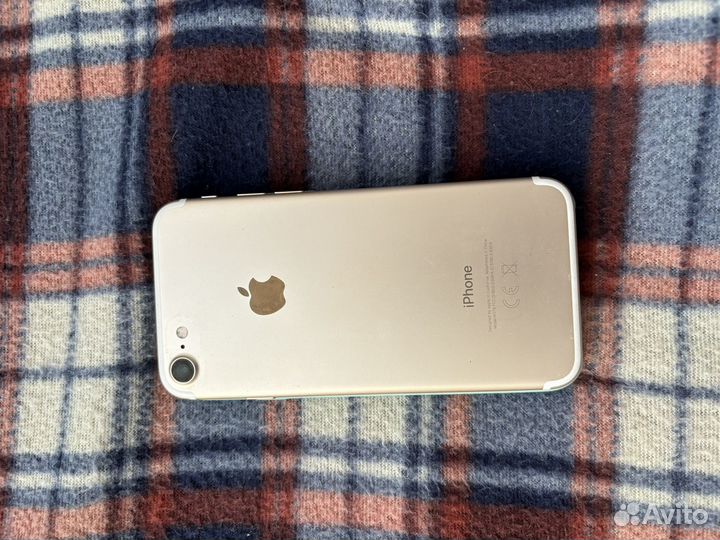 iPhone 7, 32 ГБ