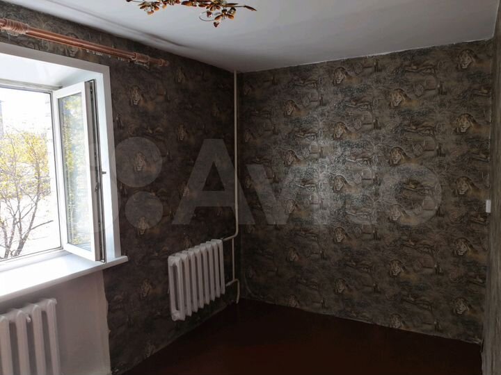 2-к. квартира, 42 м², 3/5 эт.