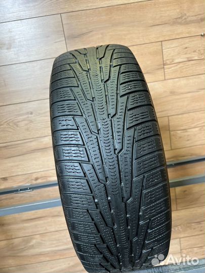 Nokian Tyres Hakkapeliitta R 215/65 R16