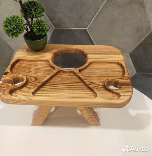 Винный столик - Винница из массива