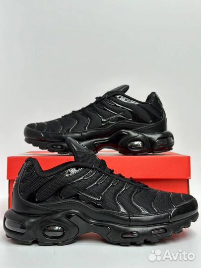 Кроссовки Nike Air Max Tn Plus