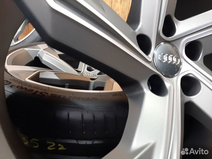 R22 Hankook Ventus S1 Evo3 SUV K127A 285/35, PCD 5x112 DIA 66.6