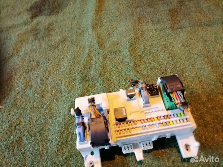 Центральный электронный модуль 31254749 Volvo S40