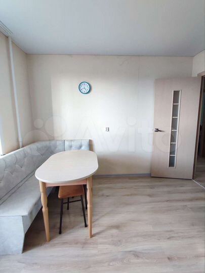 2-к. квартира, 56 м², 10/10 эт.