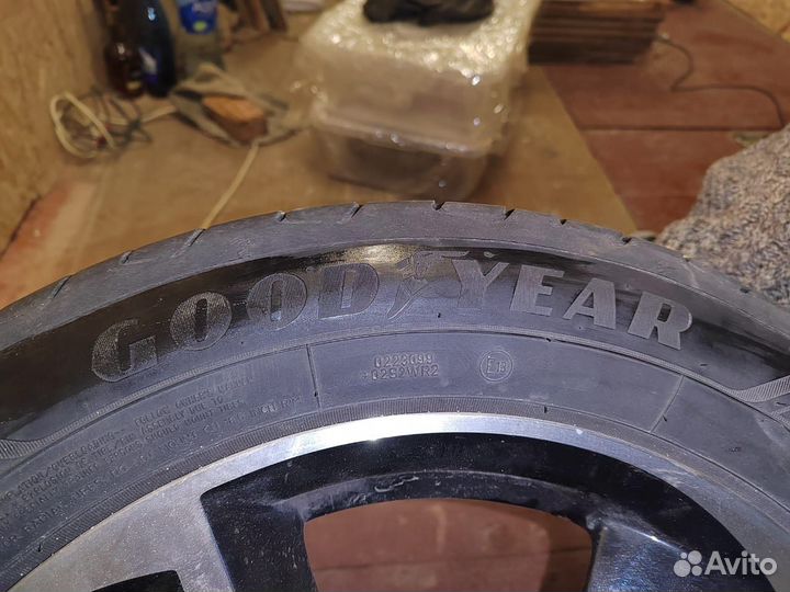 Goodyear EfficientGrip 205/55 R16 W