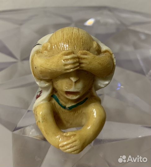 Фигурки декоративные фарфоровые