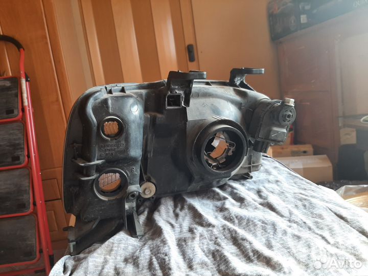 Фара honda CR-V 1 передняя правая