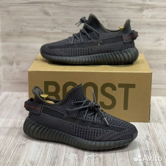 Кроссовки Adidas Yeezy Boost 350 v2 (36-45)