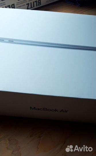 Коробка от MacBook air 13-inch