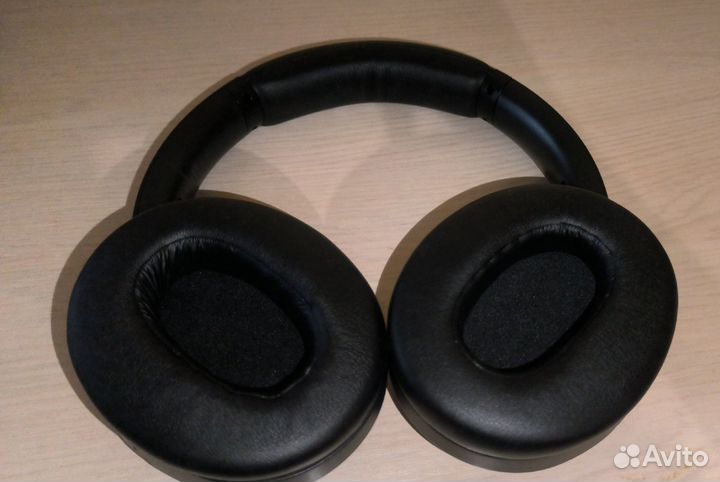 Беспроводные наушники Sony WH-XB910N (басовые)