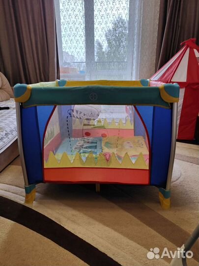 Манеж детский складной