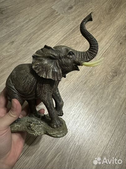 Статуэтка слон