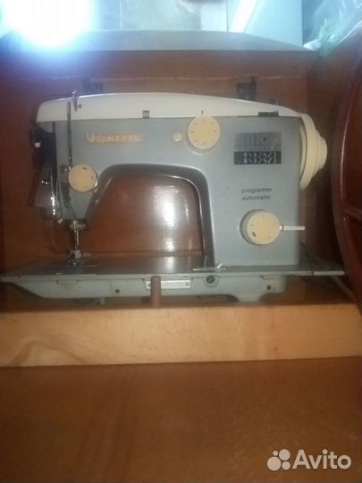 Швейная машинка Веритас