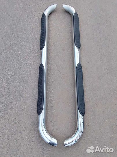 Боковыеподножки из хромированнойнержавеющей стали