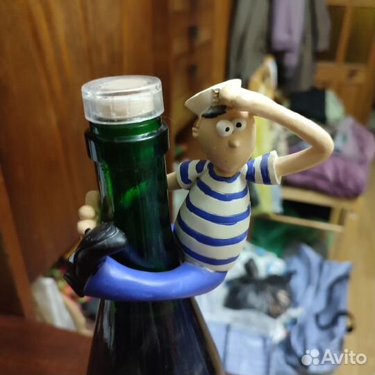 Сувенир на бутылку новый