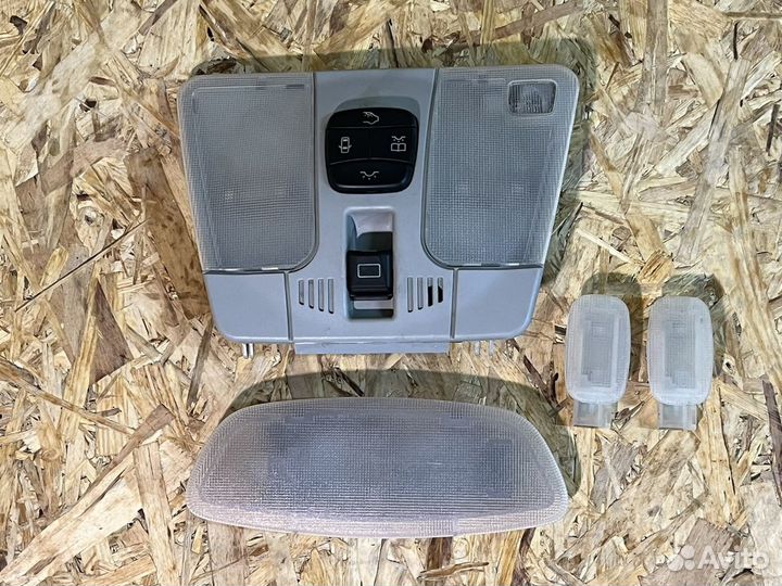 Плафон салонный мерседес w210